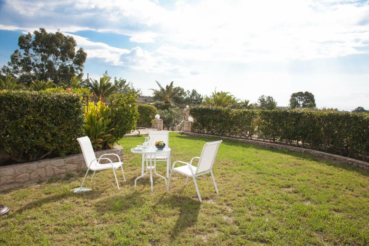 Cavaliere Houses Lixouri Exterior foto